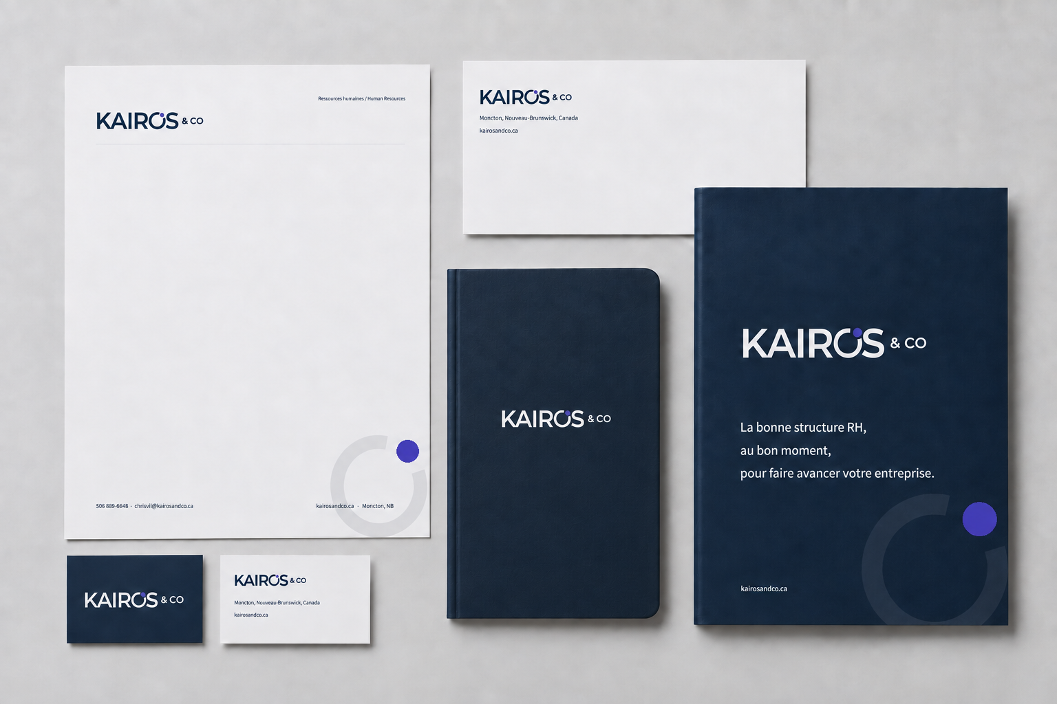 Papeterie, carnet épuré et plaquette Kairos & Co